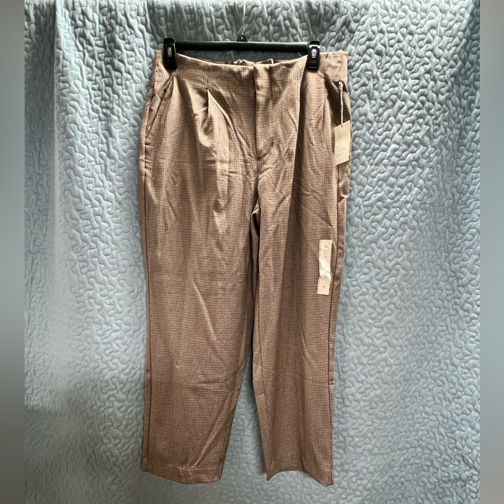 Plaid high rise dress pants tapper legs 16R